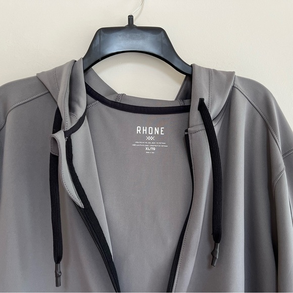 Rhone Warm Up Tech Full Zip Hoodie in Smoked Pearl Gray, size XL - Picture 6 of 13